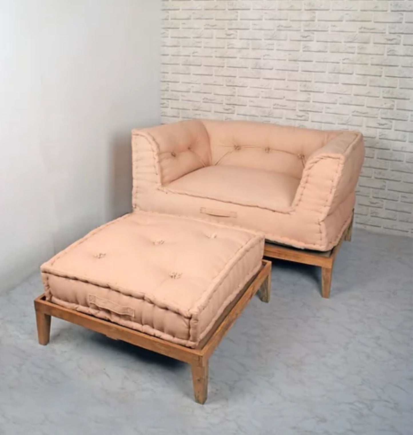 Modular Urban Sofa With Foot Rest In Solid Wood