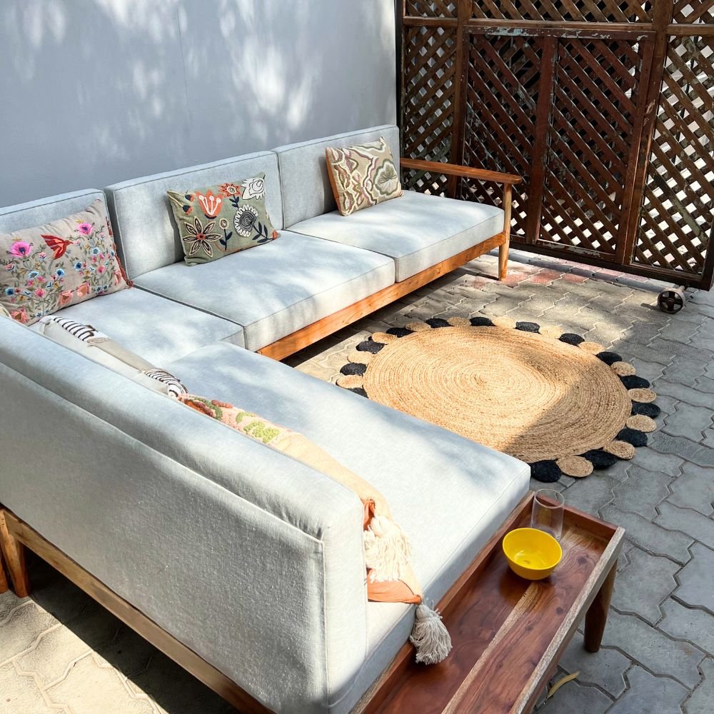 Urban Den Embrace  L Sectional Sofa