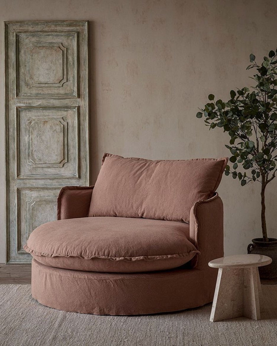 Urban Round Daisy Couch