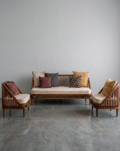 Classic Walnut 3 + 1 + 1 sofa Lounge Set