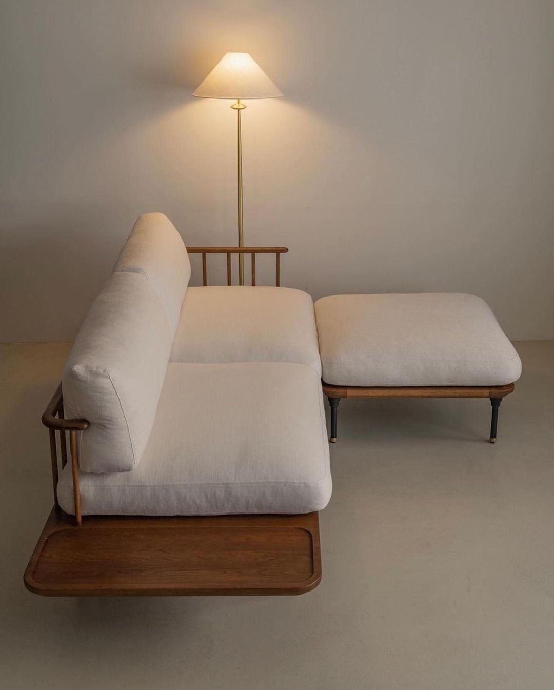 Urban Den Venus Wood 3 Seater Sofa | Customize Sofa