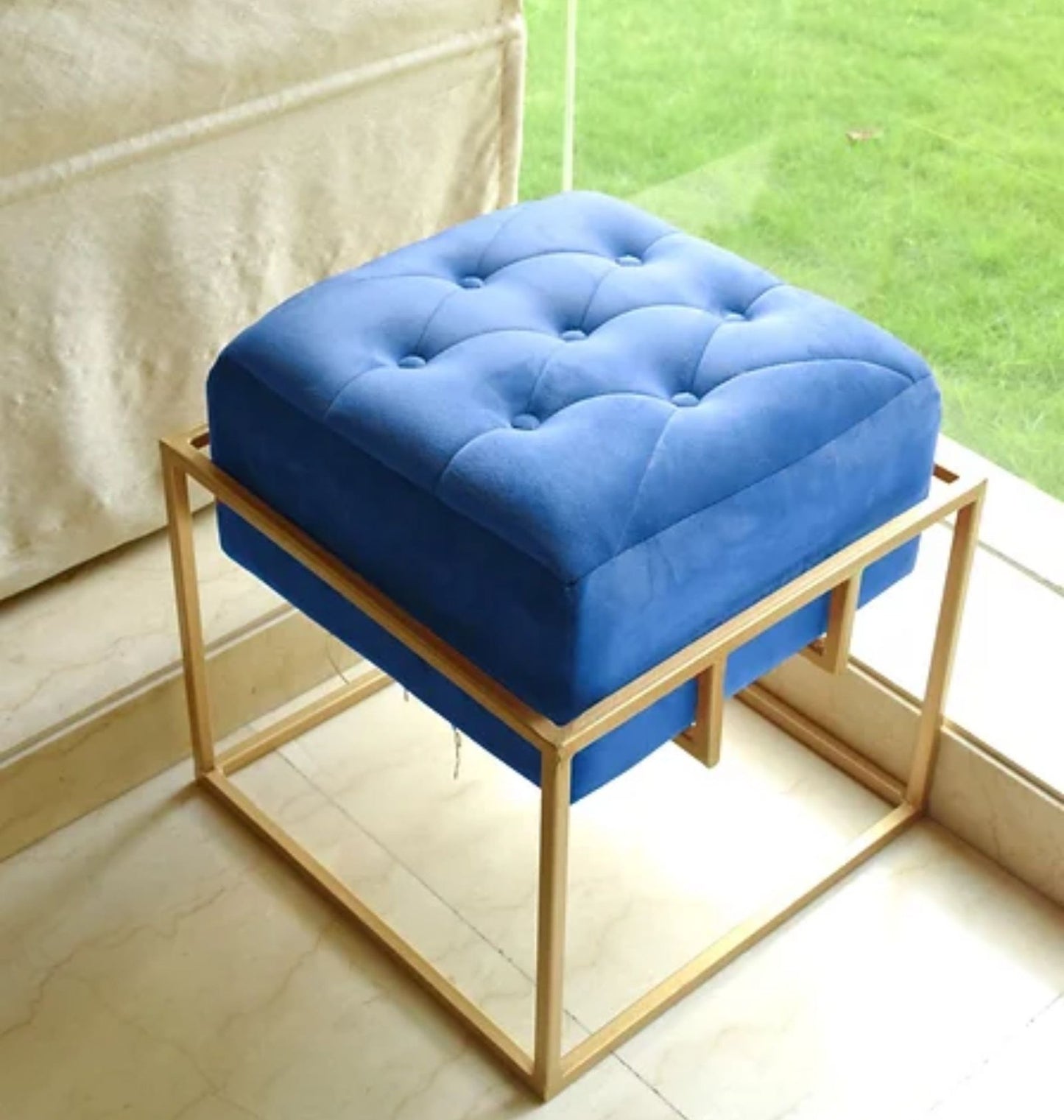 Urban Velvet Stool In Solid Golden Pipe