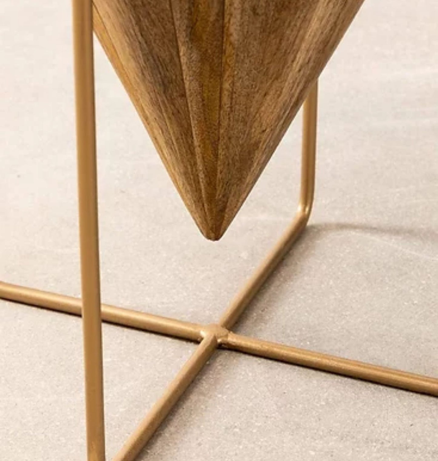 Conical Solid Wood Auxiliary Coffee Table in Pyramid Shape