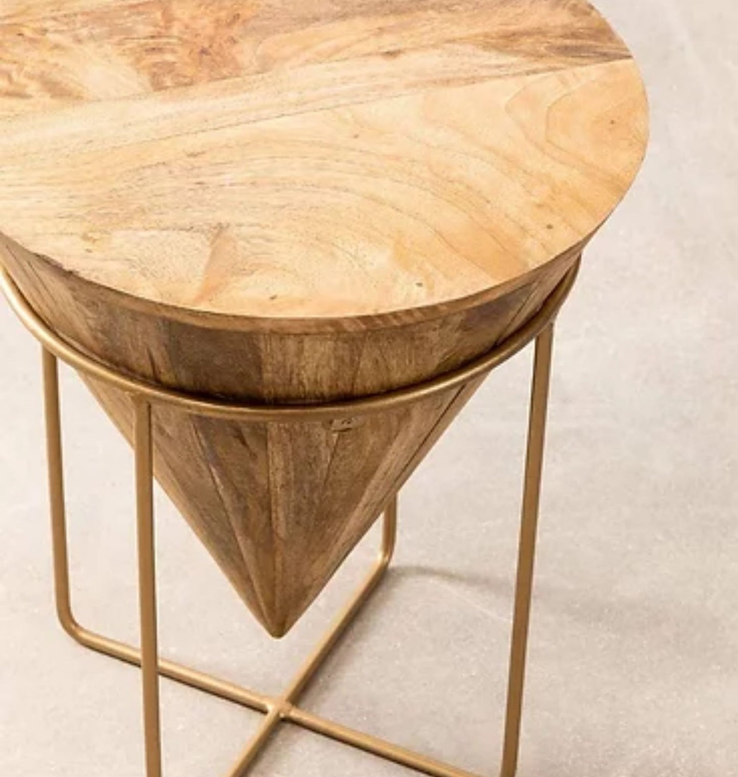 Conical Solid Wood Auxiliary Coffee Table in Pyramid Shape